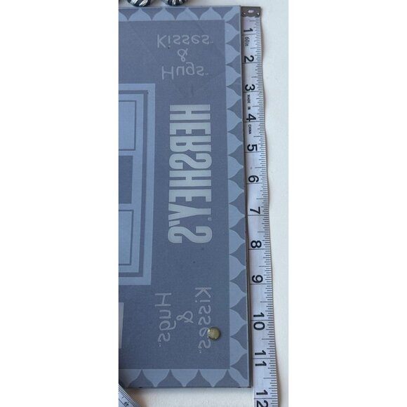 Hershey's 100th Anniversary Hugs & Kisses Checkers & Tic-Tac-Toe Game Set (READ) - Picture 12 of 15